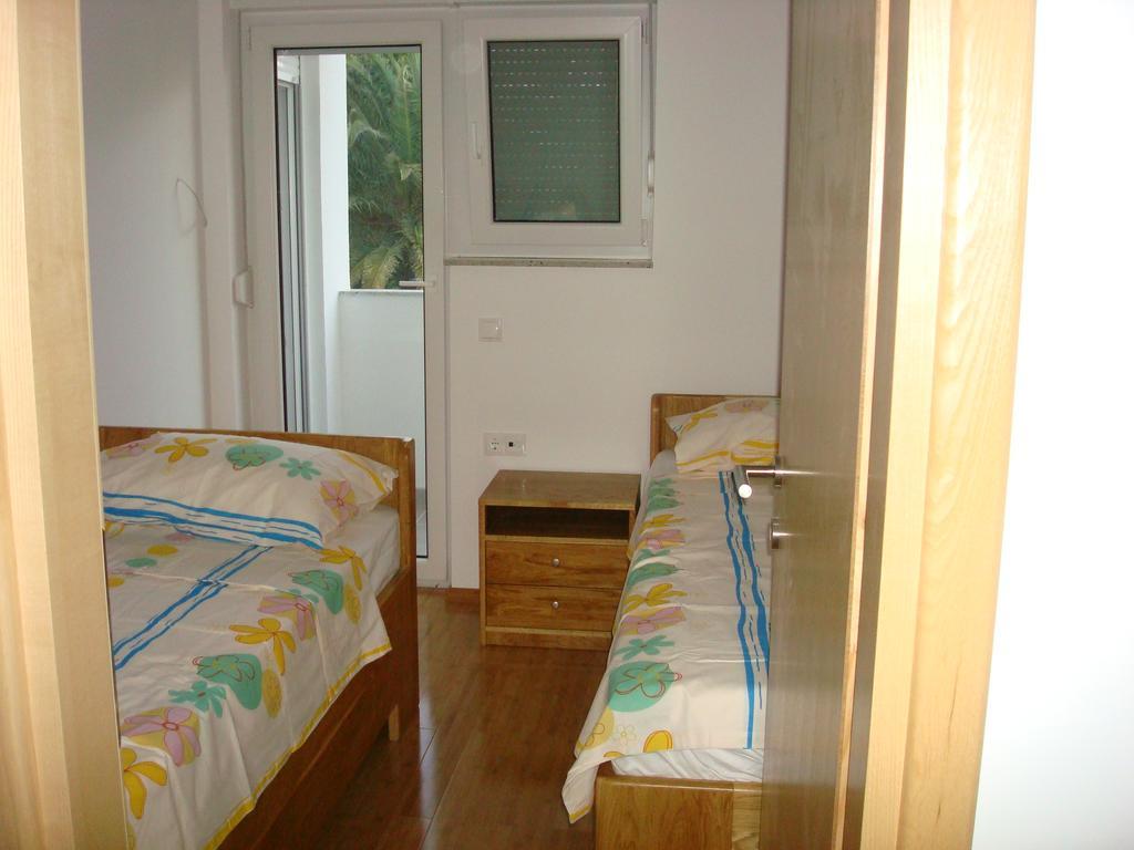 Apartments President 诺瓦利娅 外观 照片